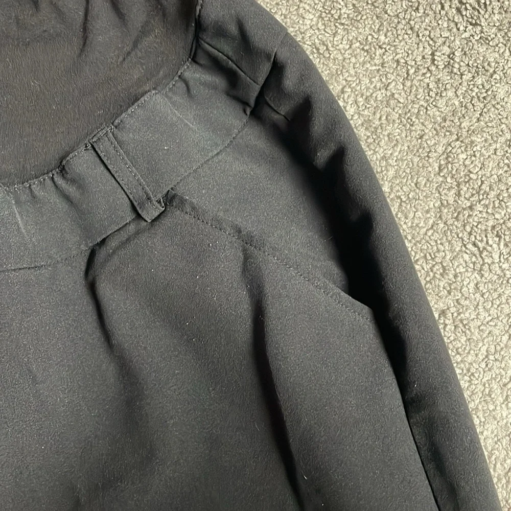 Duo Maternity Black Pull On Dress Pant Capris With Belly Band | Size Medium